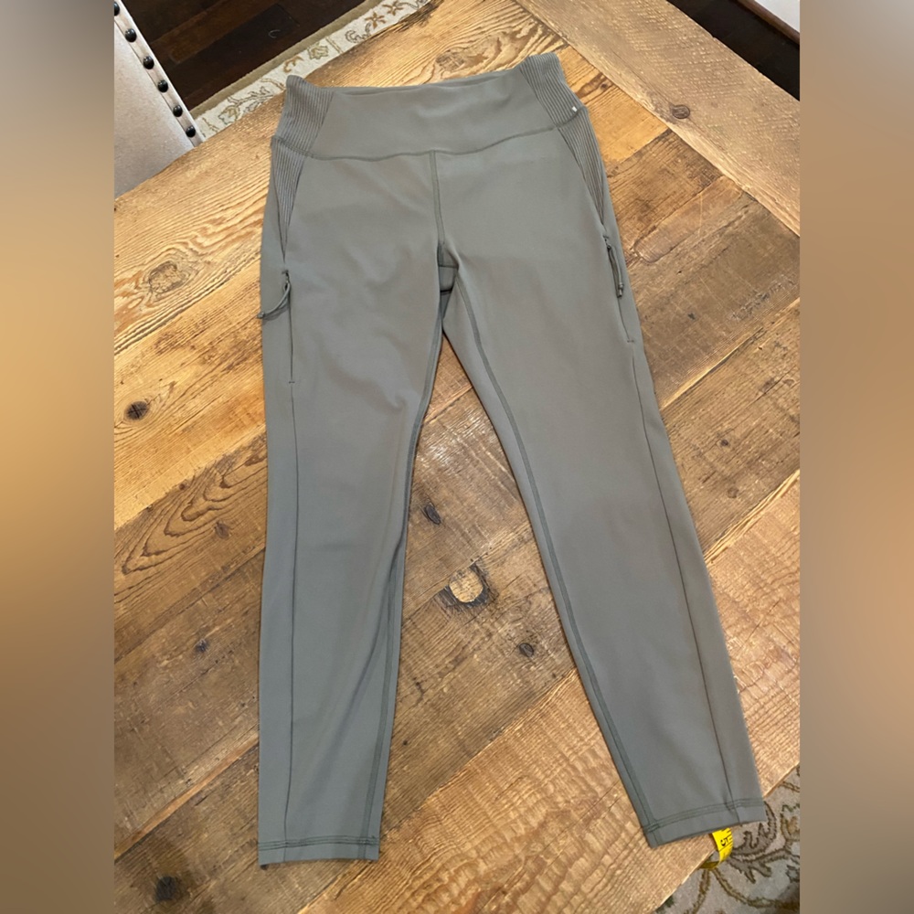 Avalanche Leggings, size Large, Olive Green